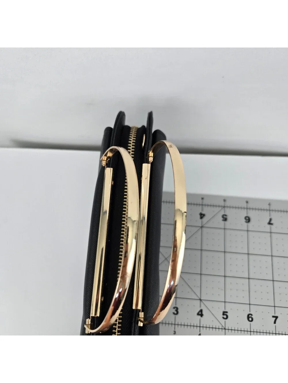 N/A black structured